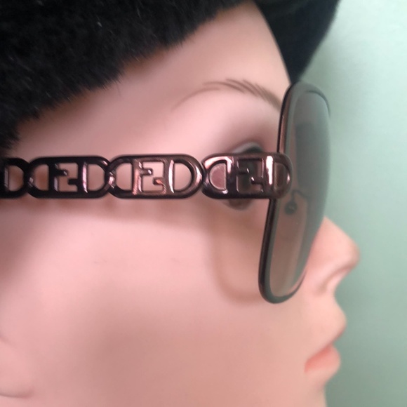 Fendi Sunglasses - Picture 1 of 7